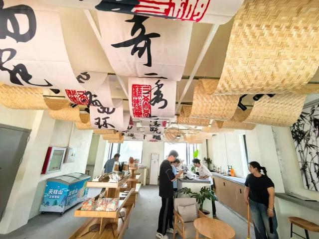 雪湖里历史文化街区：藏着潜山人的松弛感与烟火气