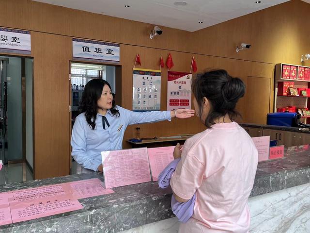 双节将至 泰山景区旅游服务中心“服务+引导”擦亮旅游名片