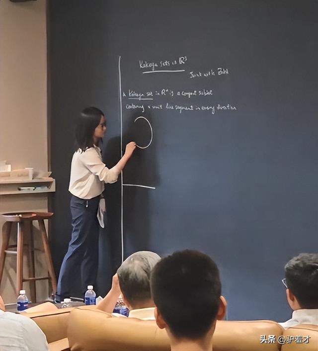 韦东奕没想到	，2026刚开始，官媒高调官宣王虹喜讯，终于等到这天