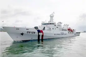 海巡署3000吨战舰与大陆海警船对峙，台舰长：大陆海警不是吃素的图片