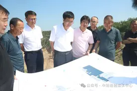 中阳：王峰、孙燕飞调研煤矸石治理工作图片