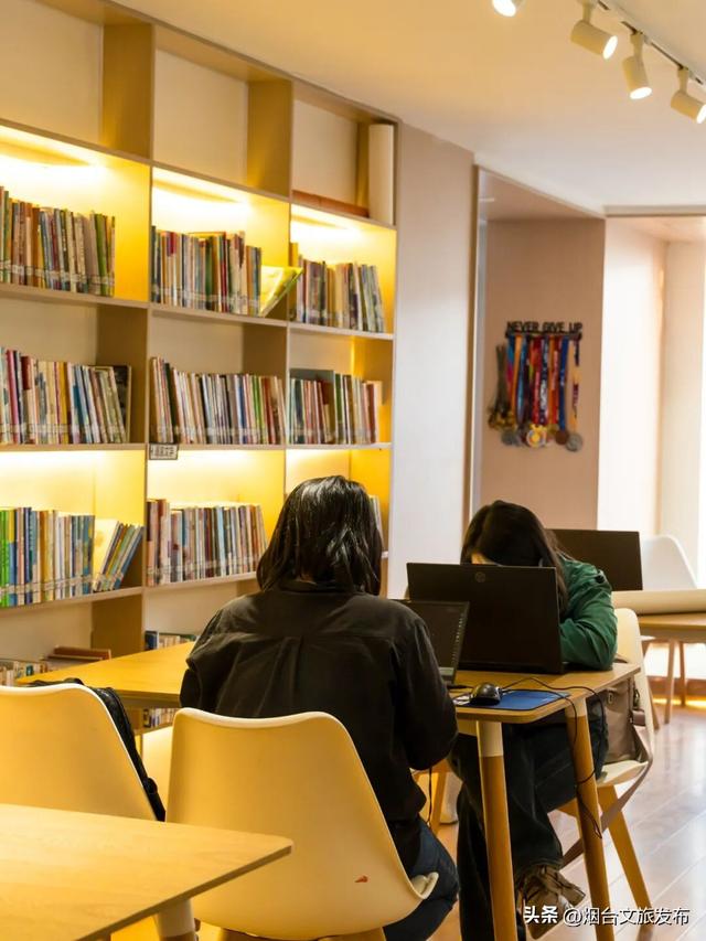 【乐游烟台】周末好去处丨全是花花！烟台神仙小店被花包围了