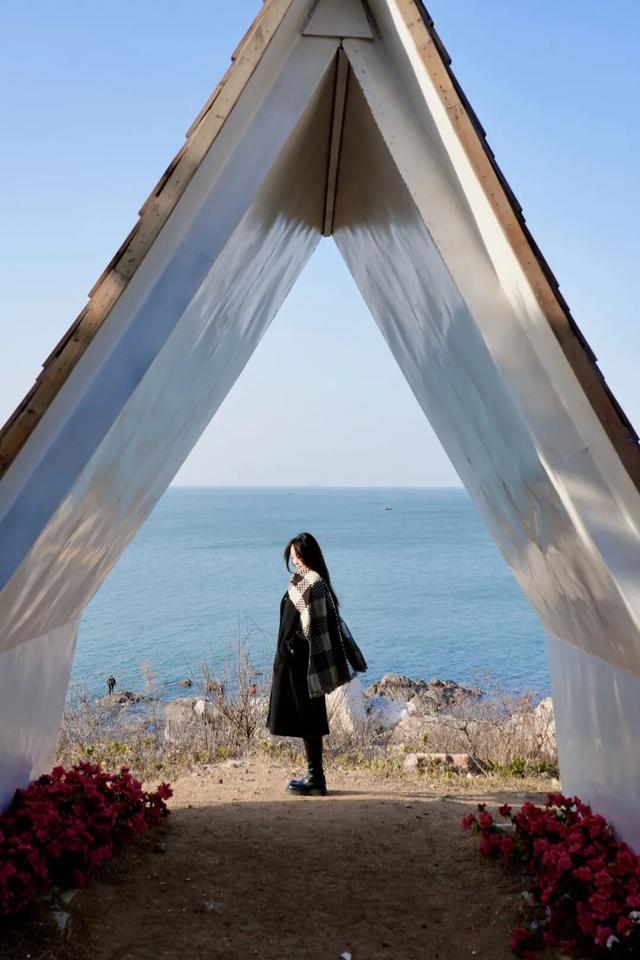 就现在！烟台惊现一片无人岛，美爆了！