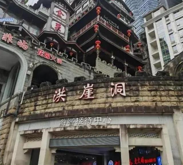 西安老板打晕游客：嚣张连累文旅，景区黑幕曝光，央媒果然没说错