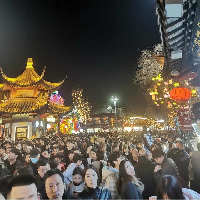 2026马年春节假期，全国最堵十大景区出炉：一眼望不到边的人头！