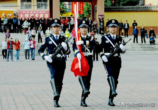 甘肃省陇南市宕昌县，哈达铺镇红军长征经过90周年纪念盛世。