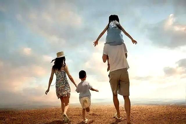 人老了才发现：凡是跟儿女住在一起的，90%以上最后都得翻脸！