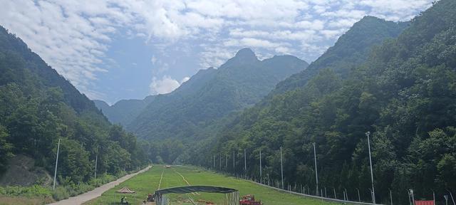 翠华山滑草场