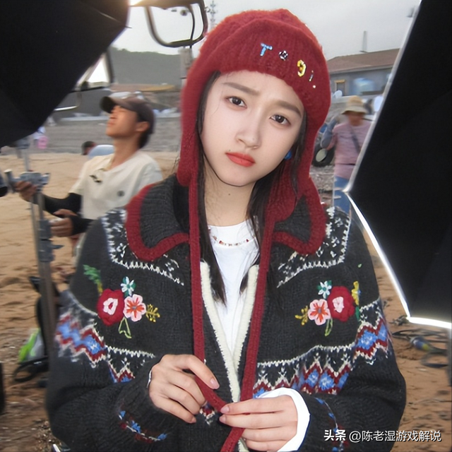 分手传闻仅4月，女友关晓彤高调官宣喜讯，鹿晗终于可以放心了