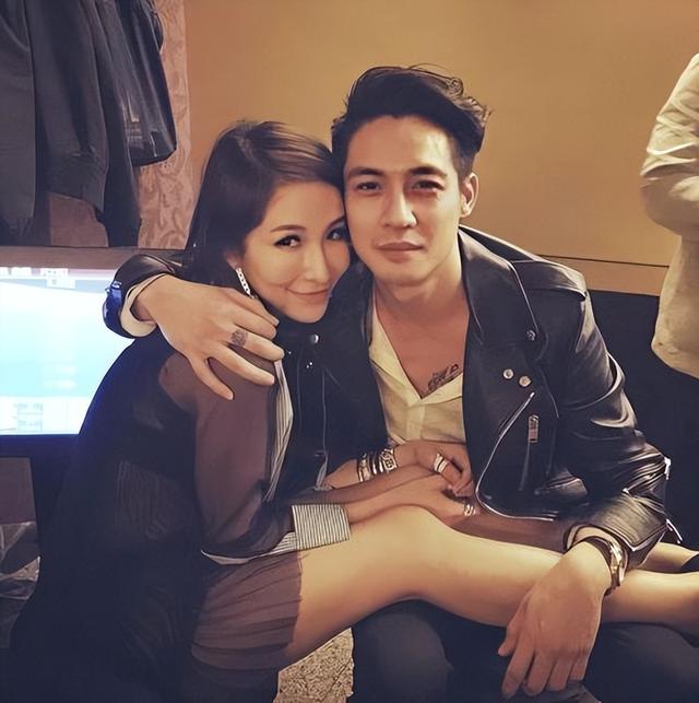 牡丹花下死！46岁"纵欲过度"的萧亚轩，终是为自己行为买了单