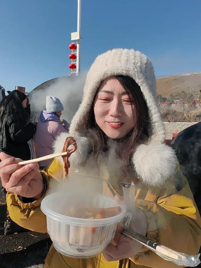 第三届“冰雪嘉年华·醉美红石崖”2025红石崖冰雪文化旅游季开幕