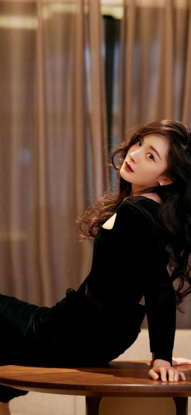 美女壁纸-第5310期-杨幂