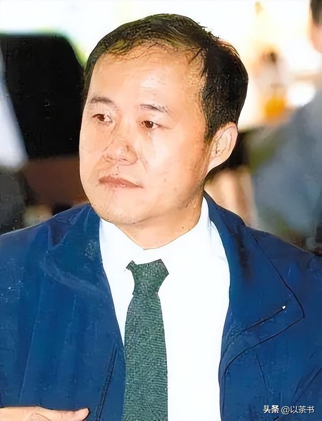 郎咸平谈王石离婚一针见血，前妻非常旺夫，现任老婆只单纯消耗他