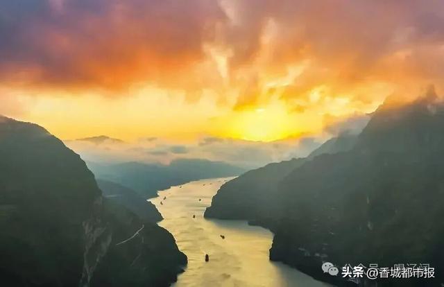 长江赠予我们的——写给2025长江文化艺术季