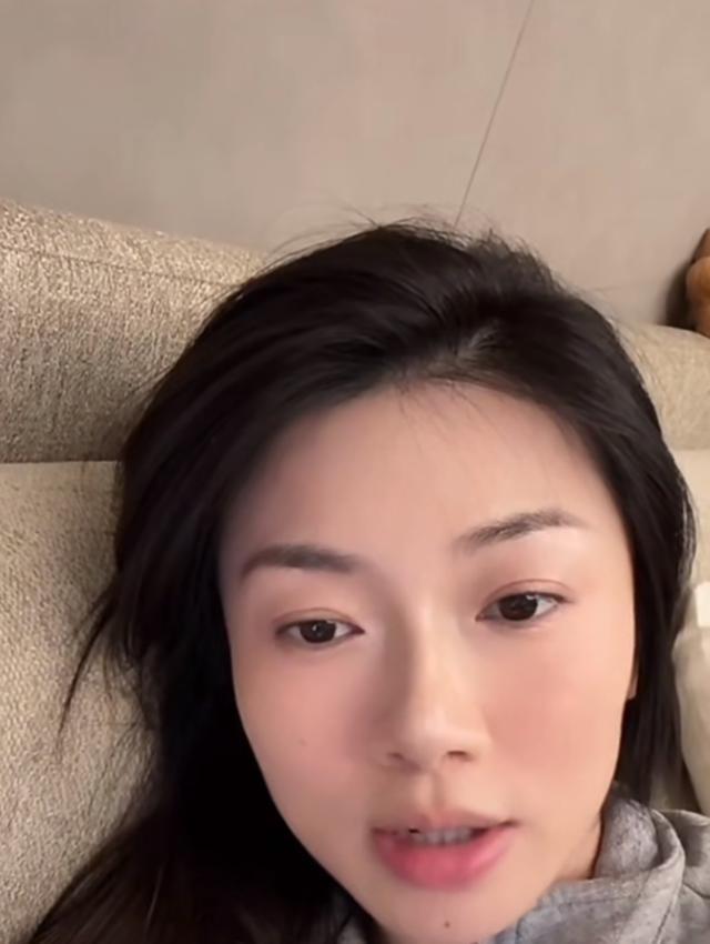 35岁程晓玥意外怀二胎，透露产检要做羊穿，状态不好晒照难受到哭