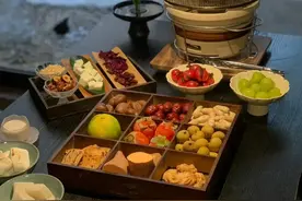 今日文案｜别回头，恶心你的人不可能只恶心你一次。 ​图片