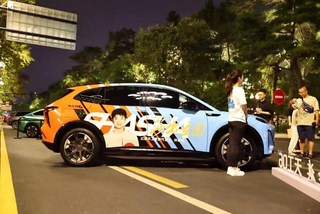 长春新民大街持续火爆！步步吸睛！盛况直击→