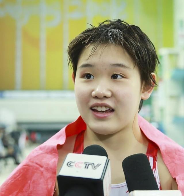 12岁拿全国冠军，17岁站上奥运之巅，21岁她在全运会泪洒跳台