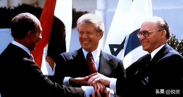 相互不接壤，以色列为什么一定要揍伊朗？中国有句老话说得好