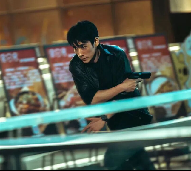 国安“点名”75岁张艺谋	，释放三个强烈信号，巩俐的话真没说错