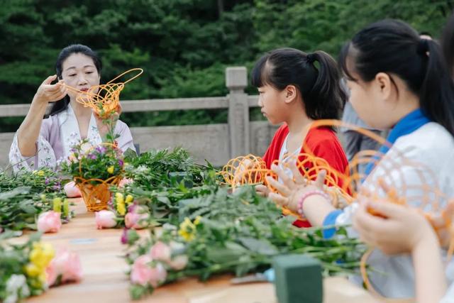 云海为幕 松涛为号——2025黄山旅游夏季山林度假生活季焕新启幕