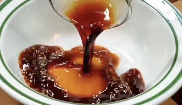 这道蒸菜一上桌，全家都点赞！简单几步	，做出大厨级鲜嫩口感