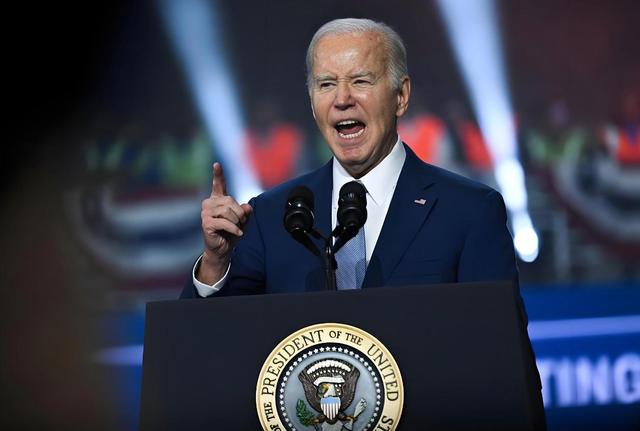 美航母逼近！马杜罗急电北京，拜登带病出山：特朗普在毁掉美国