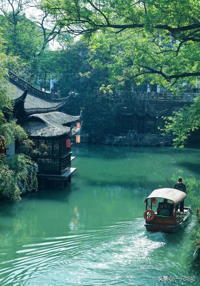 退休后若不差钱，首选这5座城市久居：物价适配，日子舒服得刚好