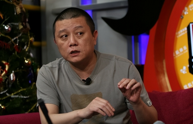 私生活"混乱"？定居国外的"风流才女"徐静蕾，为自己的行为买了单