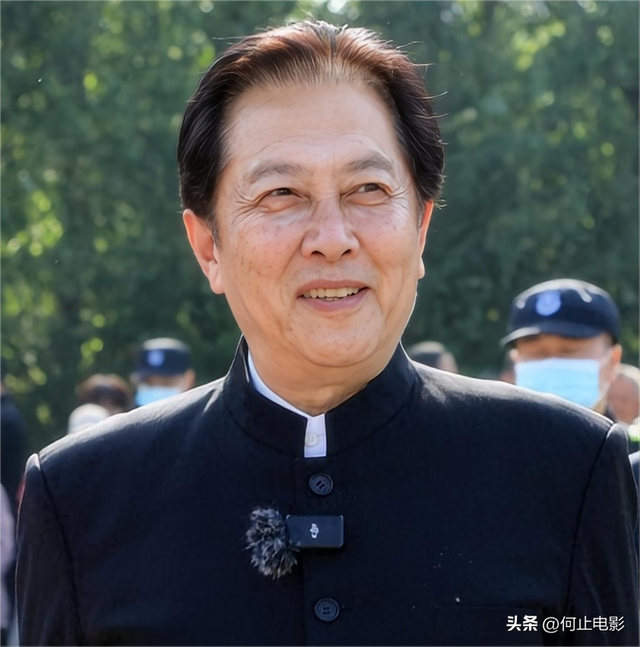 73岁唐国强有烦心事！两个儿子都残疾，他担心儿子的婚事
