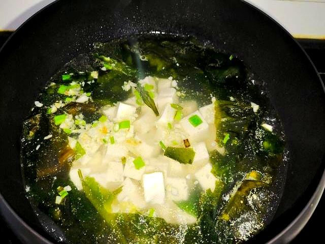 秋天多喝这个汤	，3样一起煮一煮，每一口都鲜爽无比、营养满满