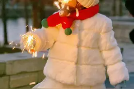 谢娜发文为女儿小咘芽庆生图片