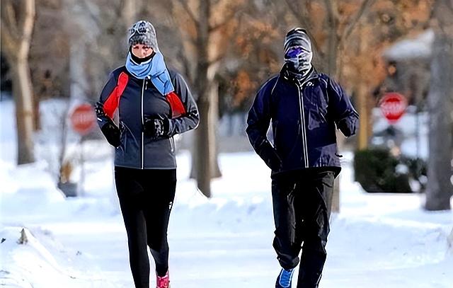 低温天气究竟如何科学健身钟南山提醒天冷运动需注意五点