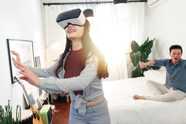 老婆的龙凤胎闺蜜，一个温柔一个火辣，她们说想和我玩个游戏