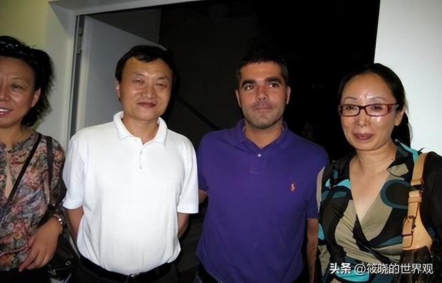 女首富戴秀丽：生活奢靡无度，丈夫有苦难言，离婚后带走100万