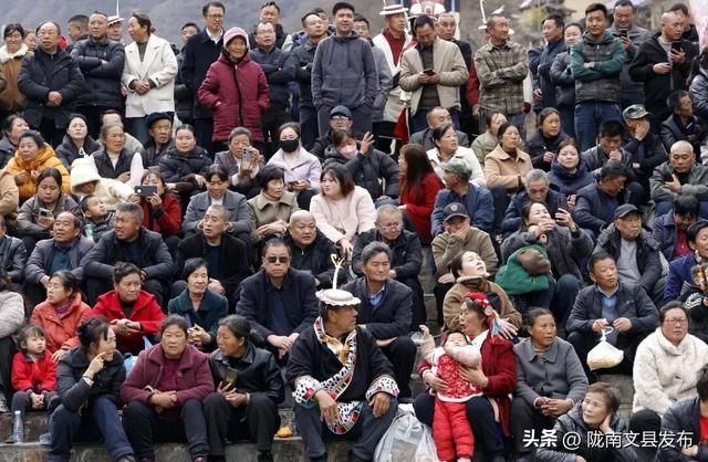 正月十五的白马山寨