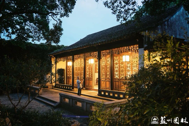 听说，苏州人最近下班后流行逛园林！