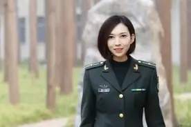 现在军校毕业是少尉正排，相比过去中尉副连，并不见得明显吃亏图片