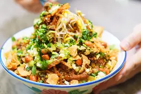 海南粉：牵起传统文化的情丝图片