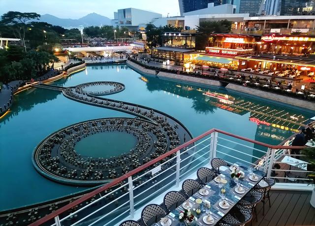 山海缔造的法中双味饕餮盛宴——深圳海上世界幕爵法餐探秘。