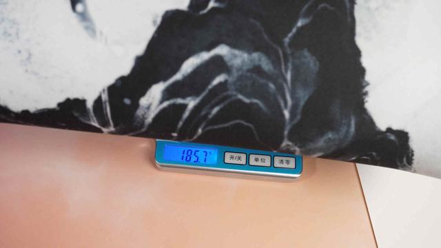 轻盈与操控兼顾 - 虎符先锋压胜V2蛇年版鼠标垫