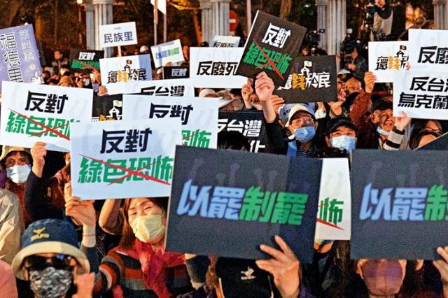 谁最适合担任国民党主席？一人获压倒性支持，朱立伦宣布2件大事