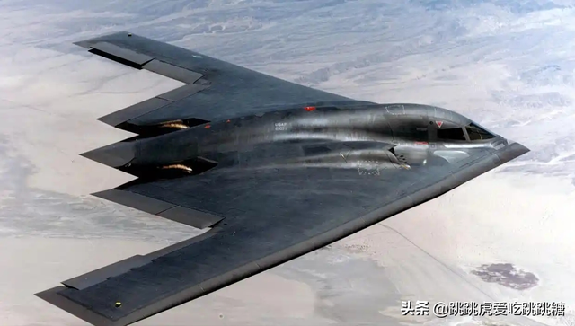 中美一旦开战，美军将全面轰炸中国？基辛格曾称：中美正走向悬崖