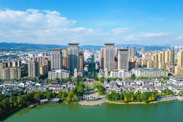 为何一到弥勒就快乐？答案揭晓…