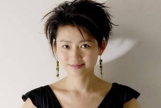善恶终有报，57岁央视女主持王小丫，原来早已经走上另一条大路
