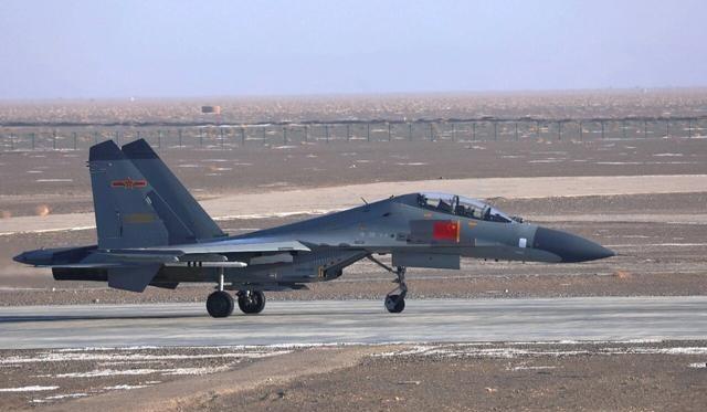 攻不了也守不住，中国空军在西藏上空，被印度空军足足欺负了40年