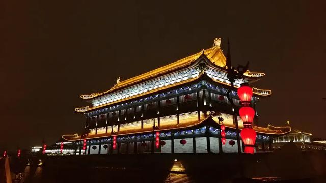 黄企生 随笔:三秦大地见闻之六——西安古城墙:凝固的史诗