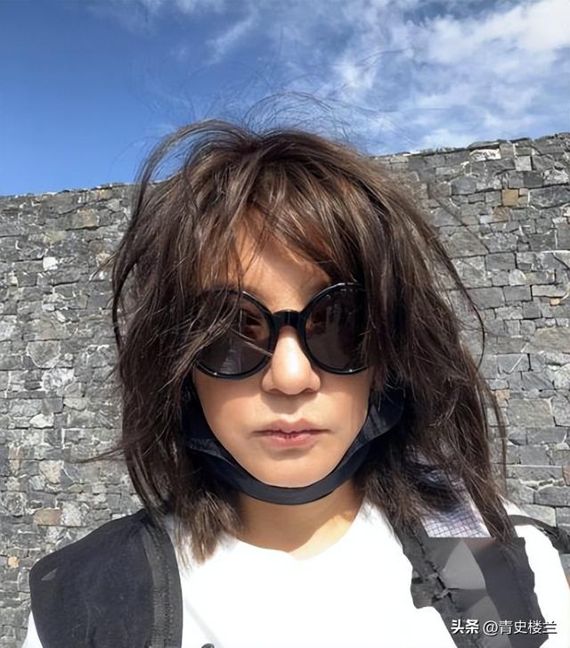 封杀四年	，49岁赵薇突传消息，因胃癌去世传闻5个月前就真相大白