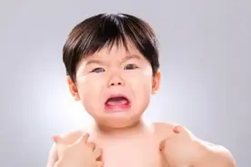 回顾:山东9岁男孩易怒暴躁，多次就诊病因未明确，最后查出这病图片