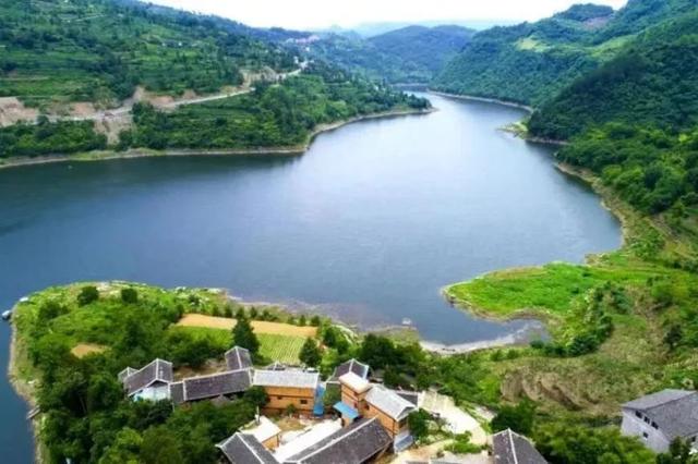 出游 │ 栖居山水间， 解锁余庆夏天快乐！